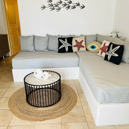 Klaras House דירה